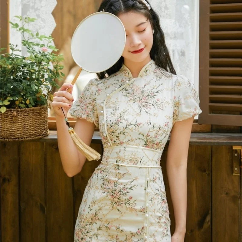 Robe Broderie Chinoise Blanche