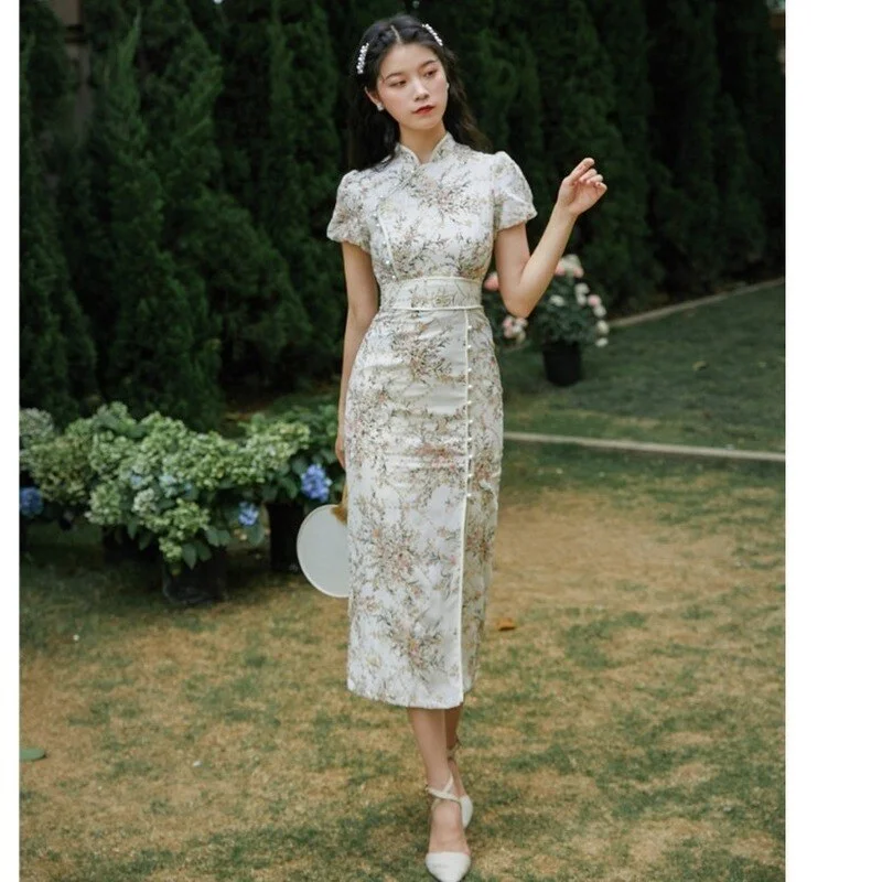 Robe Broderie Chinoise Blanche