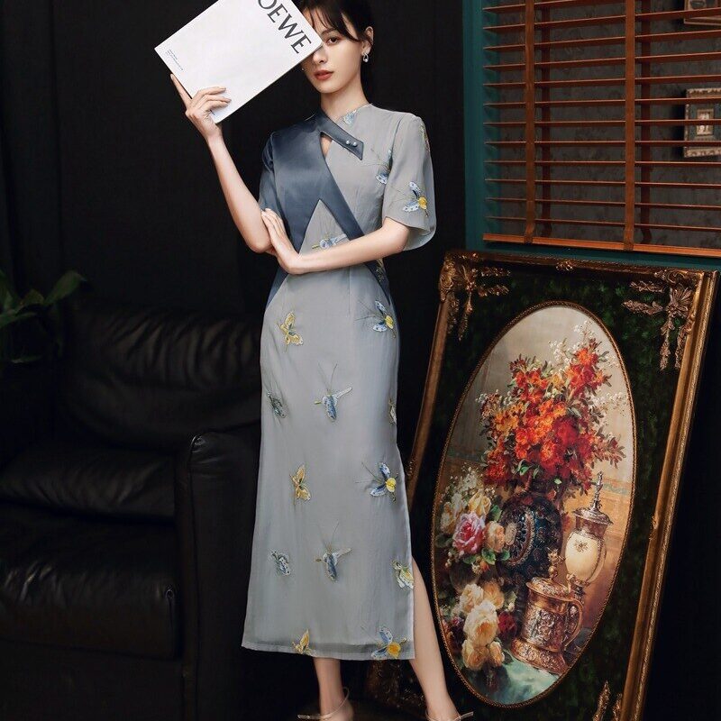 Robe Chinoise Bleu Col V