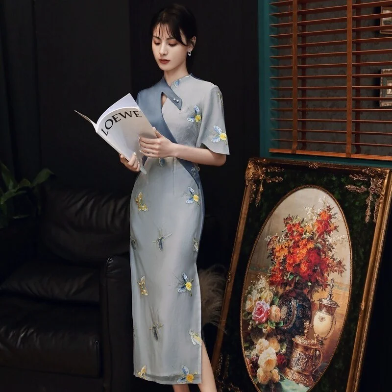 Robe Chinoise Bleu Col V