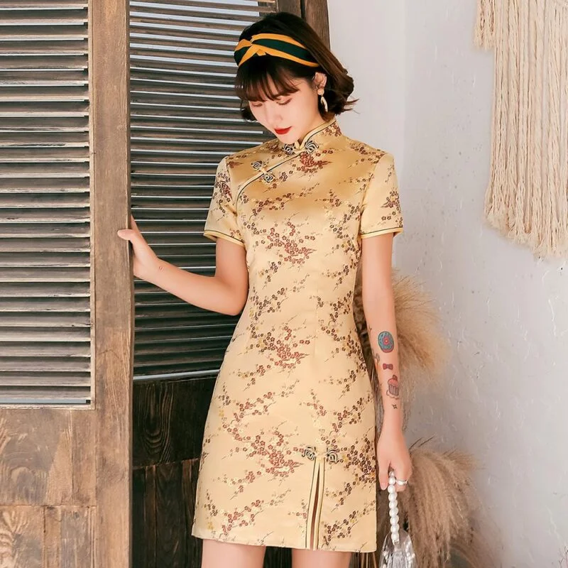Robe Chinoise Dorée Femme