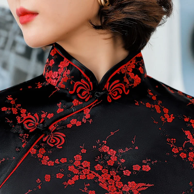 Robe Chinoise Noire Et Rouge